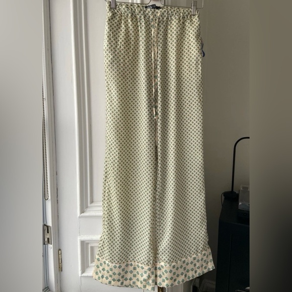 Zara satin pajama set - Picture 4 of 6